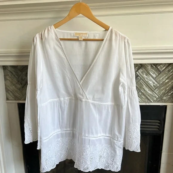NWOT MICHAEL Michael Kors CRISP WHITE Embroidered LACE V-NECK Cotton BLOUSE L - Picture 3 of 17